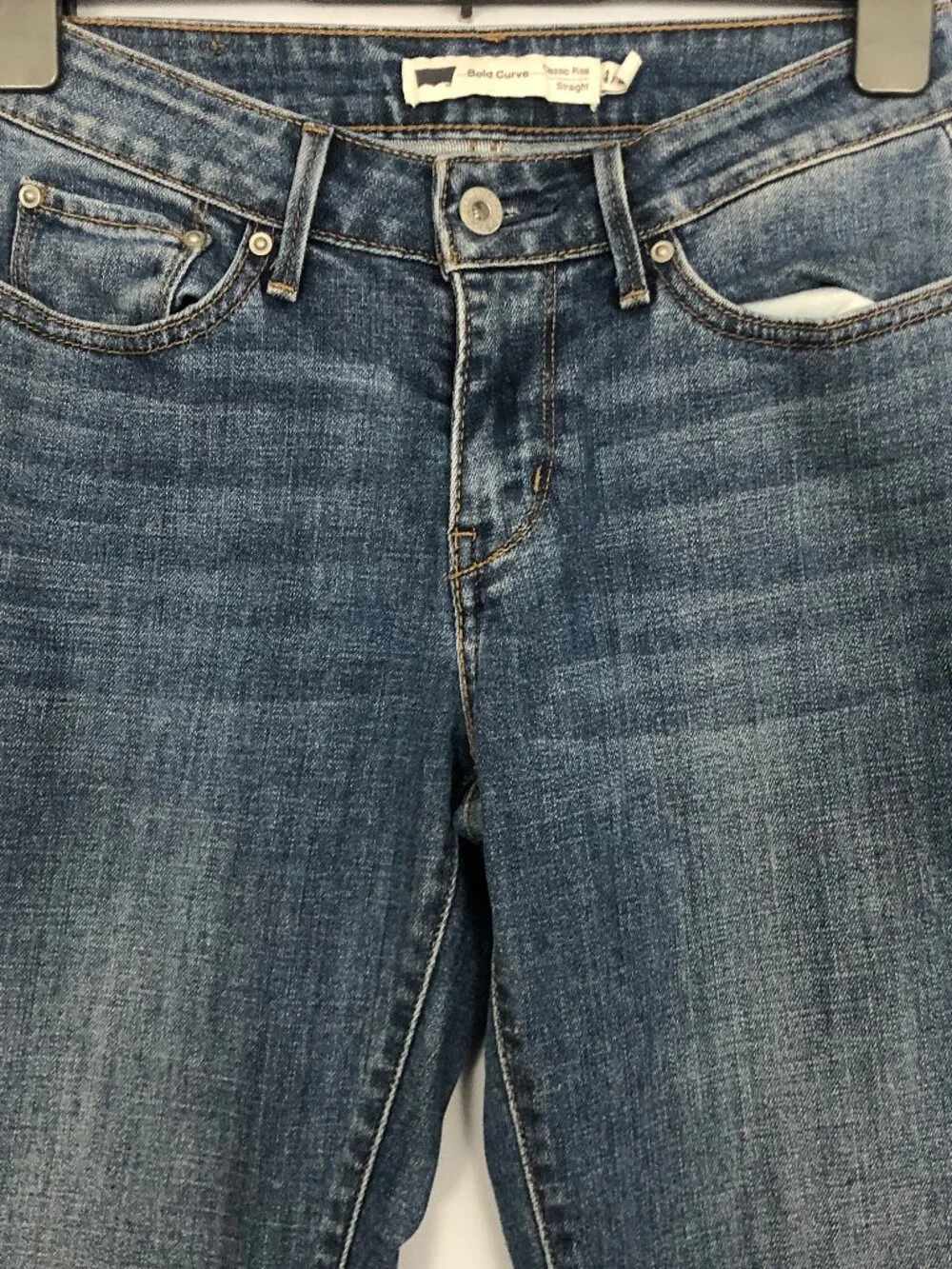 Levi's Bold Curve Straight Jeans Women’s 4/27 Classic Rise Blue Denim Mid Rise